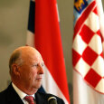 Kong Harald innledet Norges første statsbesøk til Kroatia i dag (Foto: Lise Åserud / Scanpix)